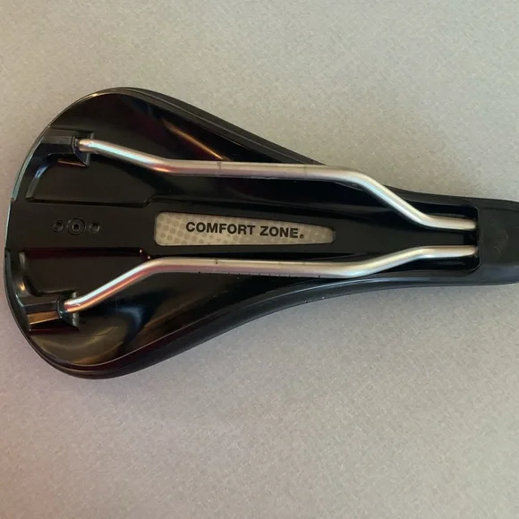 Silverado WtB black bike seat - Picture 4 of 7